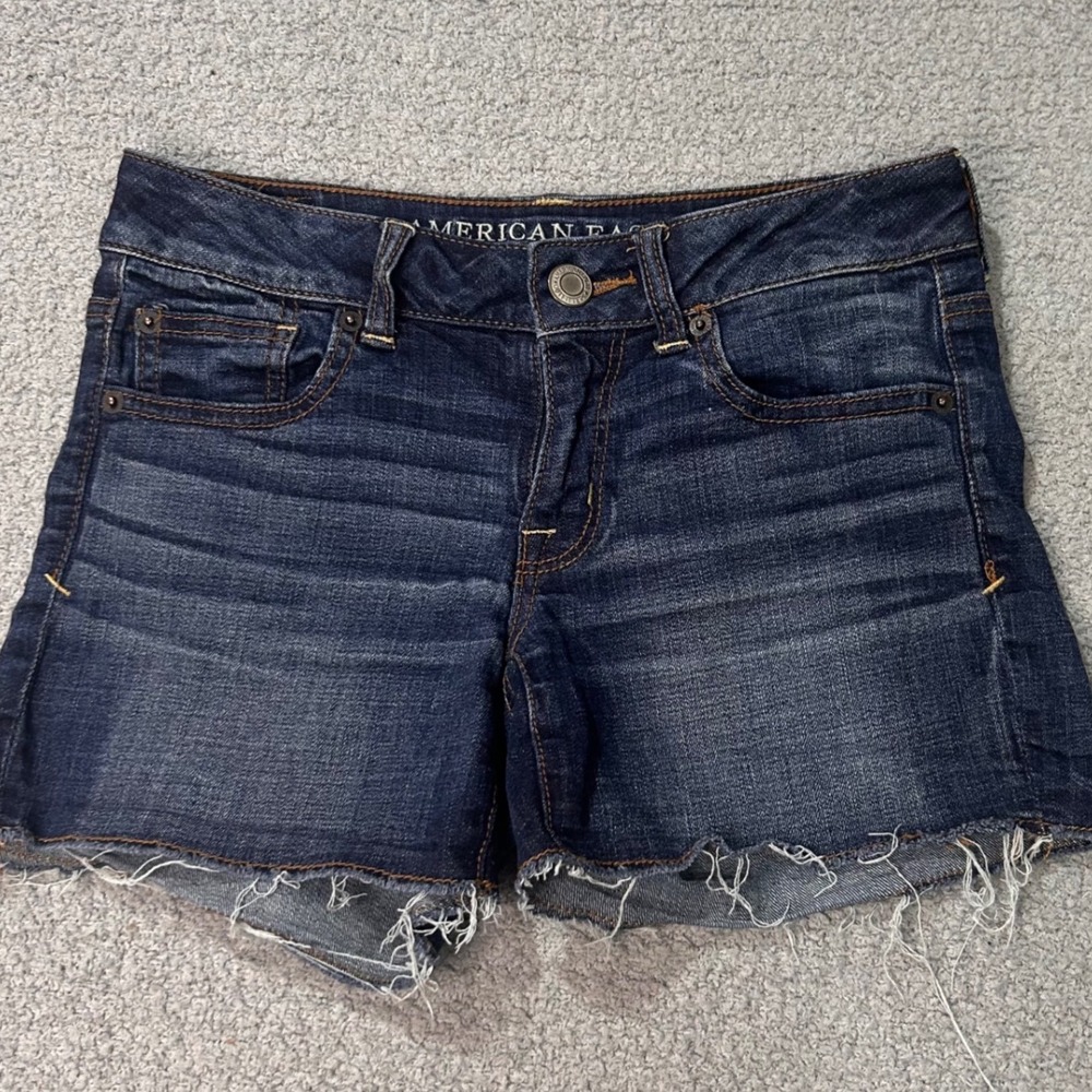 American Eagle Shorts Super‎ Stretch 2 Blue Denim Cut Off Raw Hem Festival Boho